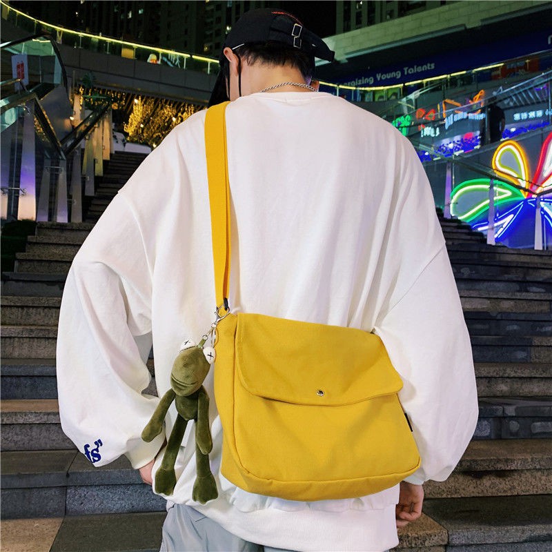 TÚI TOTE ĐEO CHÉO UNISEX NAM NỮ - VẢI DỆT CANVAS [ CÓ TÚI CON] MÀU BE - ĐEN - PHONG CÁCH ULZZANG | BigBuy360 - bigbuy360.vn