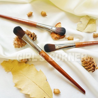 Cọ Highlight Makeup Forever 144