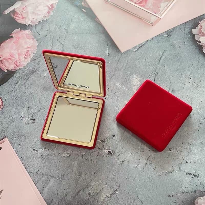 Gương cầm tay Giorgio Armani