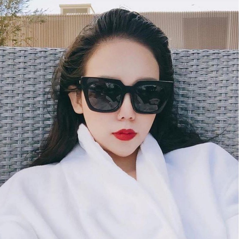 ❌POSHOP❌MẮT KÍNH MÁT NAM NỮ V VIỀN VÀNG HÀN QUỐC CAO CẤP TRÒNG POLAROID XỊN HOT TREND | BigBuy360 - bigbuy360.vn