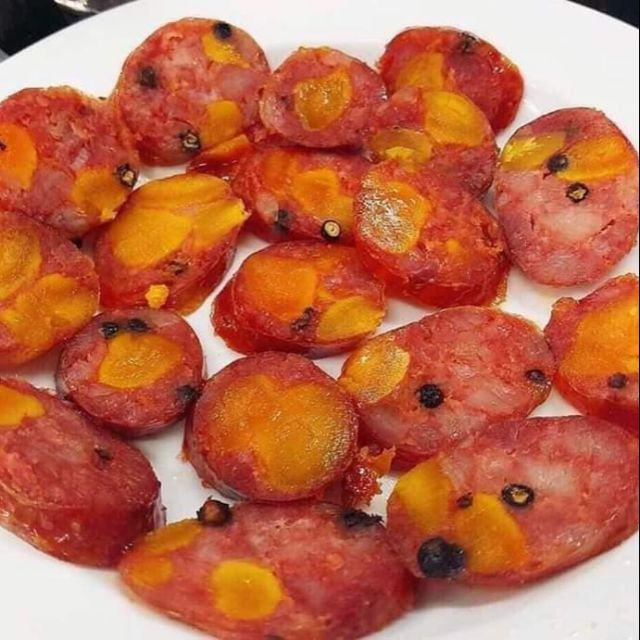 1kg Lạp Xưởng Tươi Trứng Muối Long An Rất Ngon