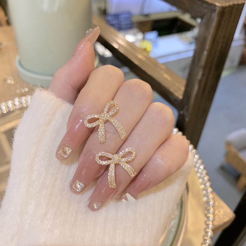 Bông tai nữ nơ đính đá lấp lánh phong cách Hàn Quốc