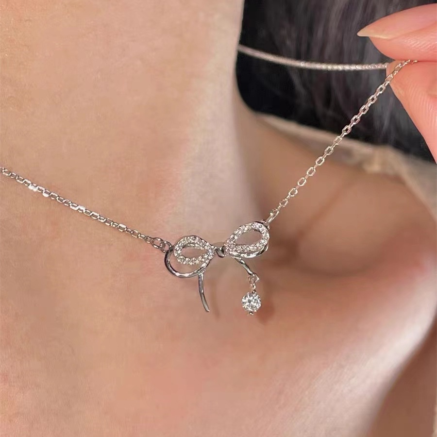 Vòng cổ Mạ Bạc Mặt Nơ Đính Đá Pha Lê Phong Cách Hàn Quốc