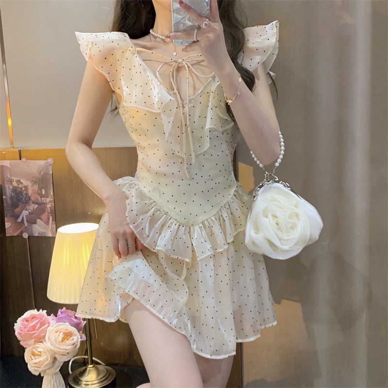 Đầm hở lưng thiết kế ngọt ngào dáng xòe ngắn xếp ly thời trang Pháp cho nữ