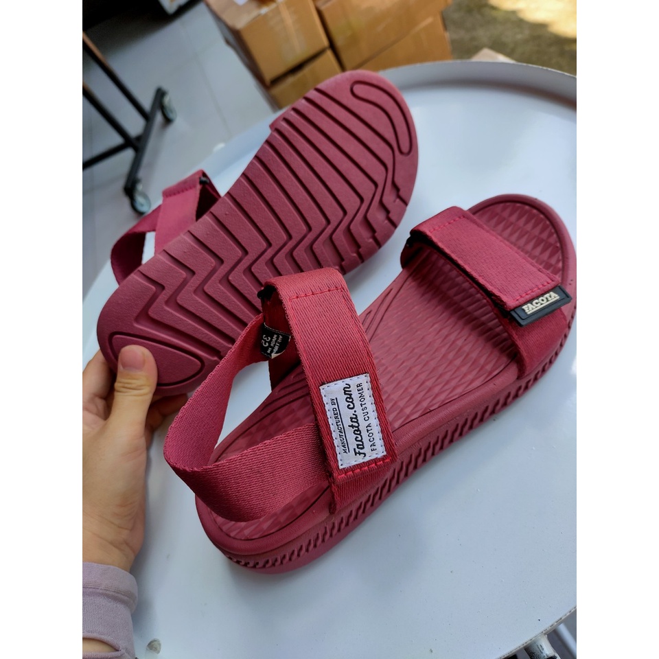 Giày sandal nữ học sinh đi học siêu nhẹ, siêu êm chân , màu đen , đỏ,  Nk04 ,size 35-39