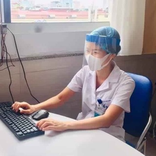 Mặt nạ ngăn giọt bắn - bụi bẩn