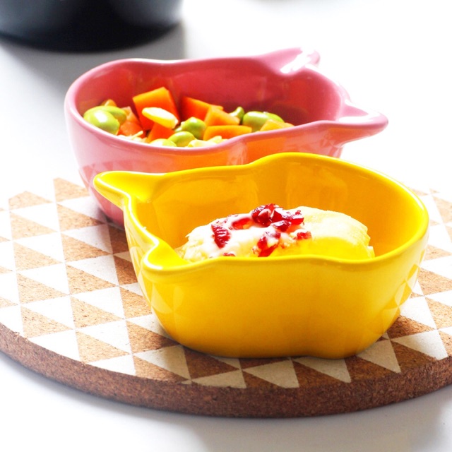 Set đĩa sứ kèm chấm hình gấu Pooh ngộ nghĩnh