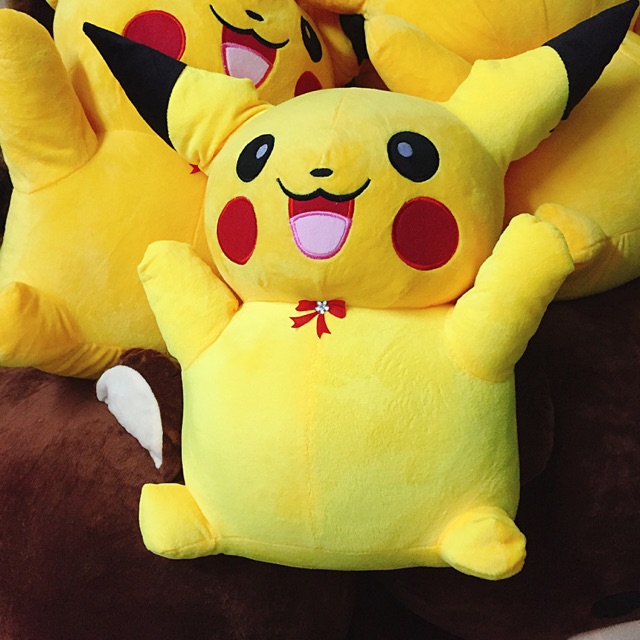 Pikachu bông ngộ nghĩnh