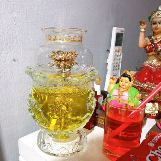 Đèn lưu ly trắng trong
