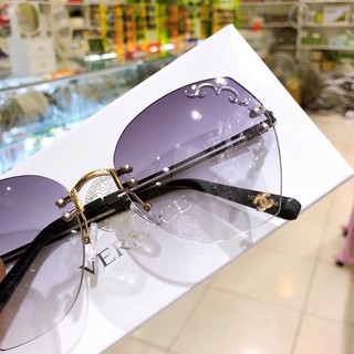 KÍNH MẮT KO VIỀN