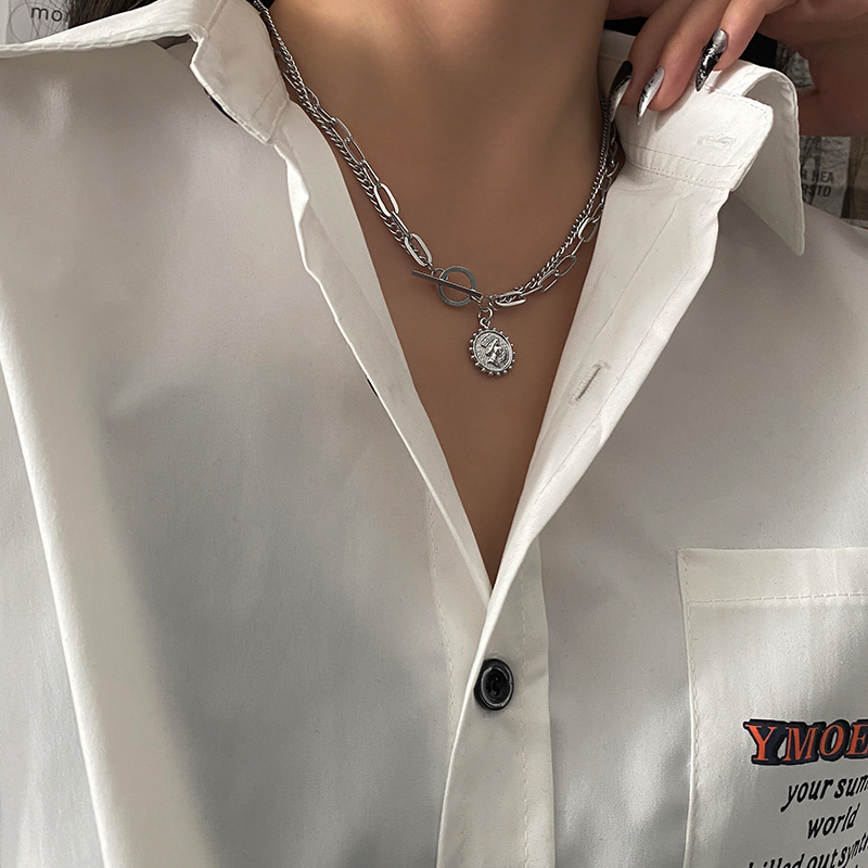 Vòng cổ Mặt Chân Dung Đơn Giản Phong Cách Retro Hàn Quốc