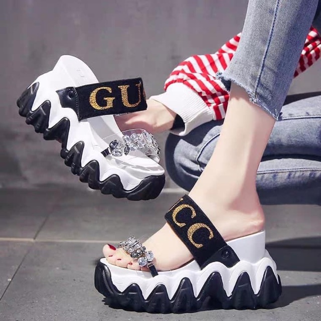 Sẵn đen - dép bánh mì đế dày thời trang 10cm -112706