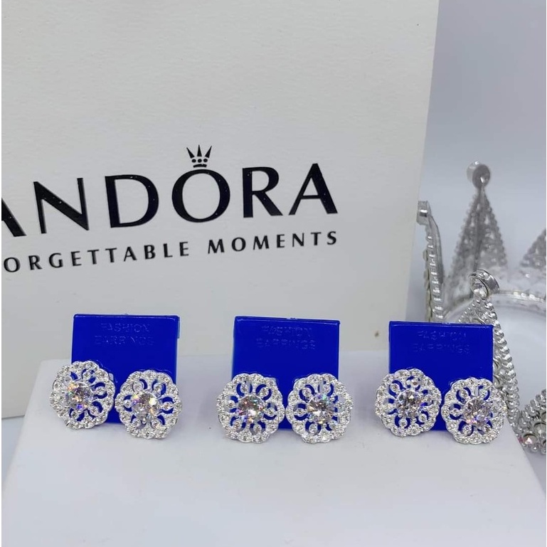 Khuyên tai bạc Van Jewelry V10725 Khuyên Hoa bản to nạm đá trắng lấp lánh sang trọng