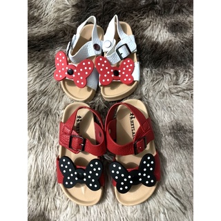 Giày sandal xuất dư bé gái