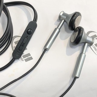 Tai nghe chân tròn 3,5mm kiểu dáng Classic. Bass mạnh tương thích Iphone, Samsung, Oppo, Huawei Chính hãng Earldom E26
