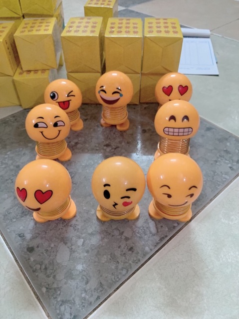 Con nhún lò xo emoji hình mặt cười - nhiều cảm xúc khác nhau