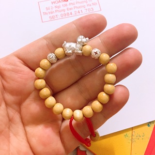 Vòng dâu gốc mix con chó bạc