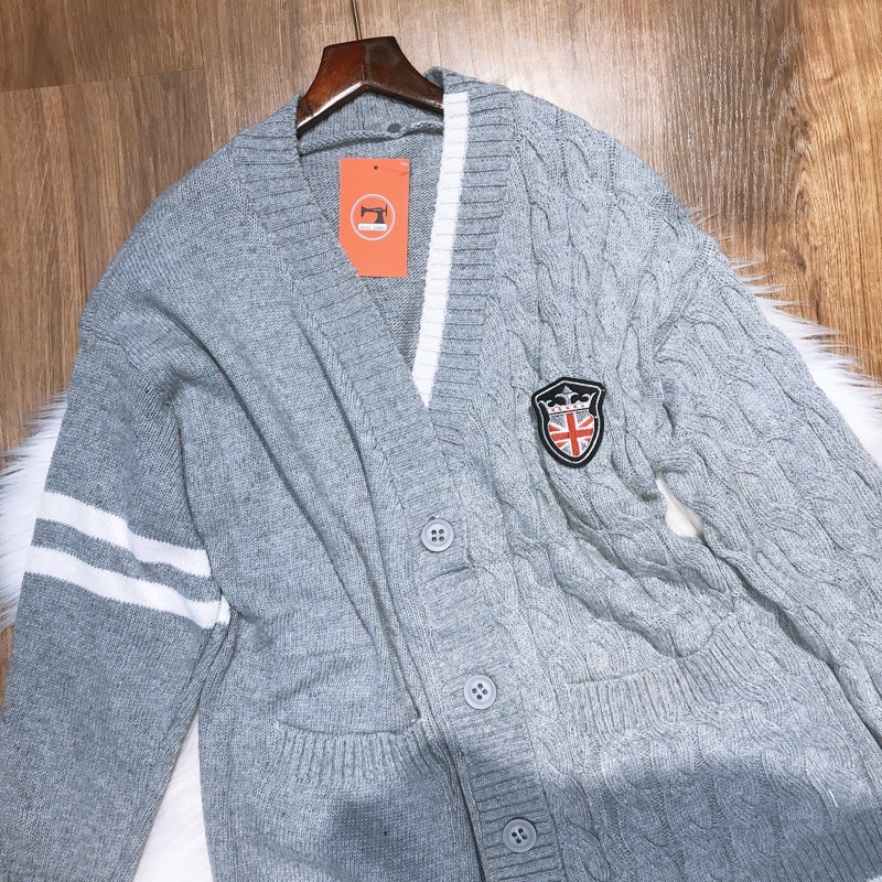  🎀HÀNG ĐẸP🎀 Áo Khoác Cadigan Len Xám Huy Hiệu  Dành Cho Nữ_Phong Cách Hàn Quốc | BigBuy360 - bigbuy360.vn