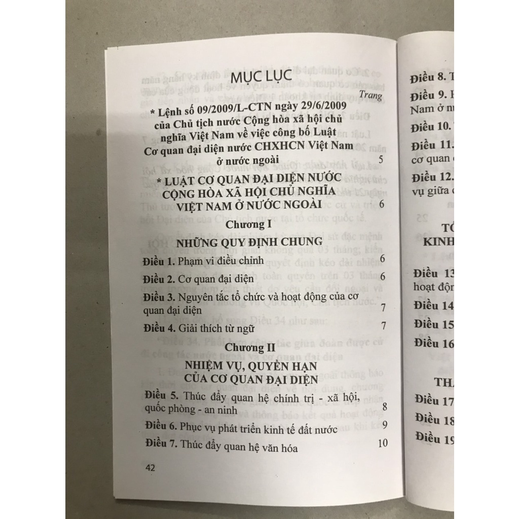 Sách Luật cơ quan đại diện nước CHXHCN Việt Nam ở nước ngoài
