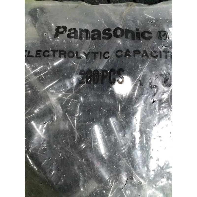 Tụ 1000uf/50v hàng Panasonic NHG chính hãng . Mới .