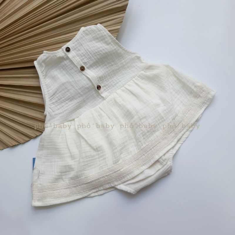 váy body xô muslin  gấu nâu thêu