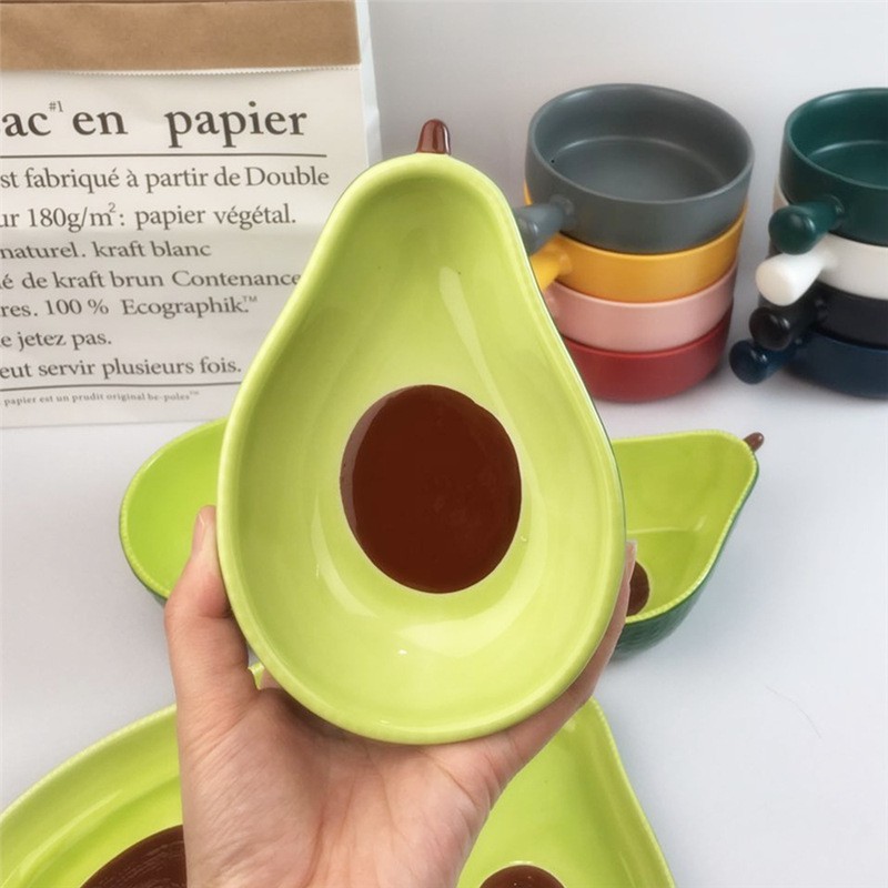 Bát sứ hình quả bơ 170ml cho bé ăn dặm