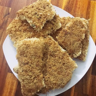 Cơm cháy chà bông đặc sản Sài Gòn