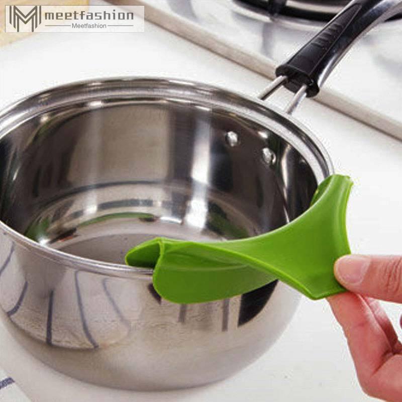 Dụng cụ đổ canh súp gắn miệng nồi