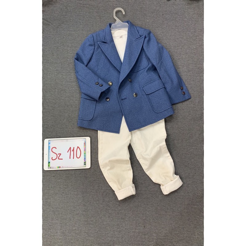 khoác vest xanh