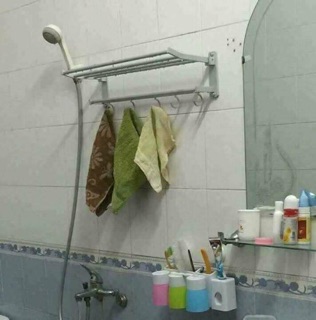 Giá treo nhà tắm