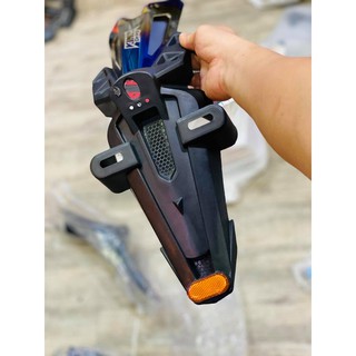 COMBO DÈ + PÁT ĐUÔI TITAN EX150