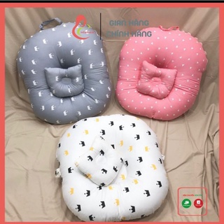 Gối chống trào ngược dạ dày cho bé sơ sinh .