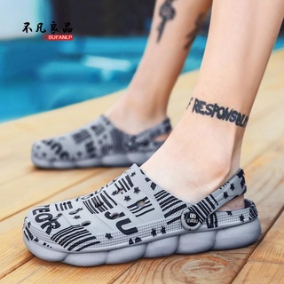 Một giày hai mặc đôi lỗ giày chống trơn trượt thoáng khí ngoài trời giày đi biển giày sandal nam giày nữ giày đế bằng giày sandal lỗ giày cặp đôi dép extraor