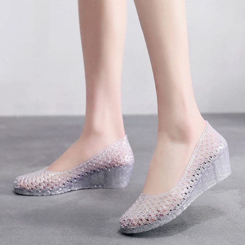 Giày Sandal Nhựa Đế Xuồng Mềm Đục Lỗ Thoáng Khí Thời Trang Đi Biển Mùa Hè Cho Nữ