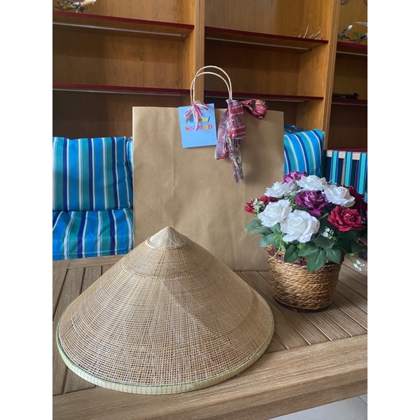 NÓN KHUNG LƯỚI THƯA CHỤP ÁO DÀI