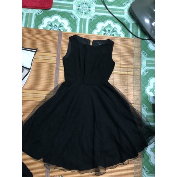 váy thiết kế của ELISE