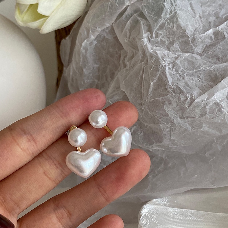 Khuyên Tai Hình Trái Tim Đính Ngọc Trai Nhân Tạo Thời Trang