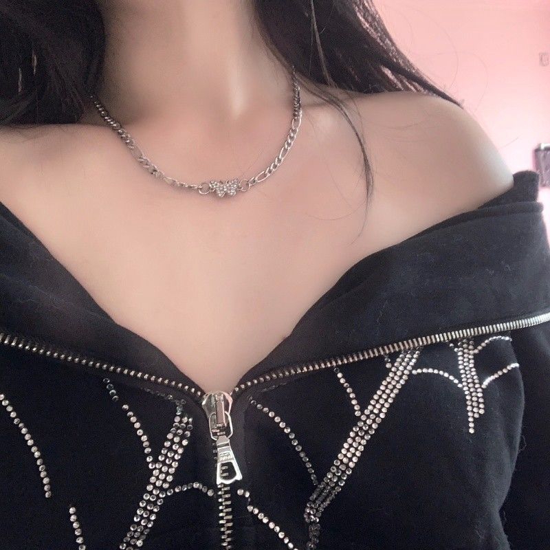 Dây Chuyền Thép Titan Mặt Hình Bươm Bướm Xinh Xắn Cho Nữ