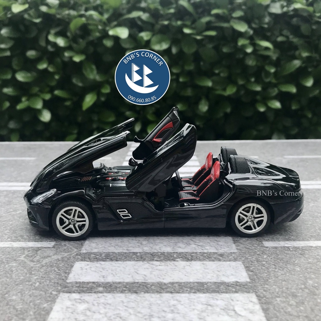 Mô hình xe 1:32 Mercedes-Benz SLR Stirling Moss
