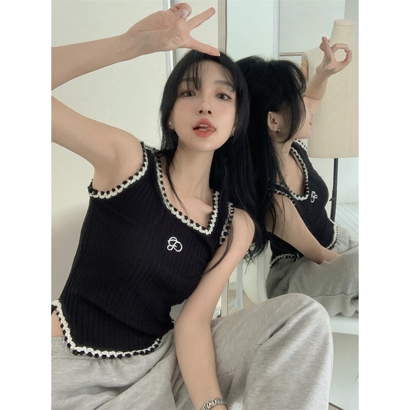 QKOOLE  Áo Croptop Dệt Kim Phong Cách Hàn Quốc Xinh Xắn Cho Nữ