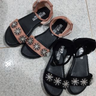Sandal bé gái