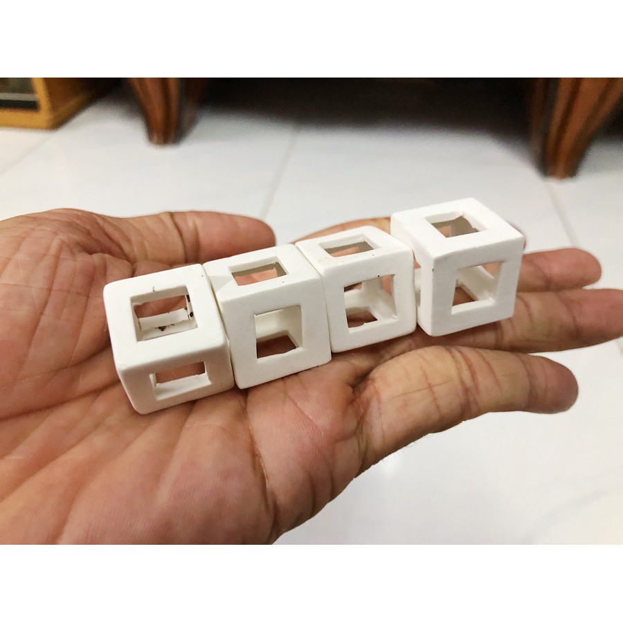 KHỐI VUÔNG TRẮNG GỐM TRANG TRÍ HỒ CÁ CHO TÔM TÉP CẢNH 2,5CM