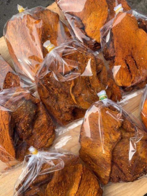 Khô bò mềm Hồng Ngự miếng lớn 250gr - 500gr | BigBuy360 - bigbuy360.vn