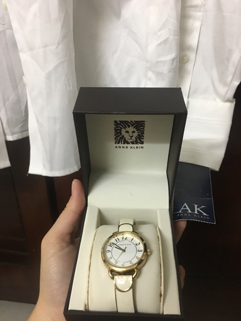 Sơmi trắng nữ hàng auth