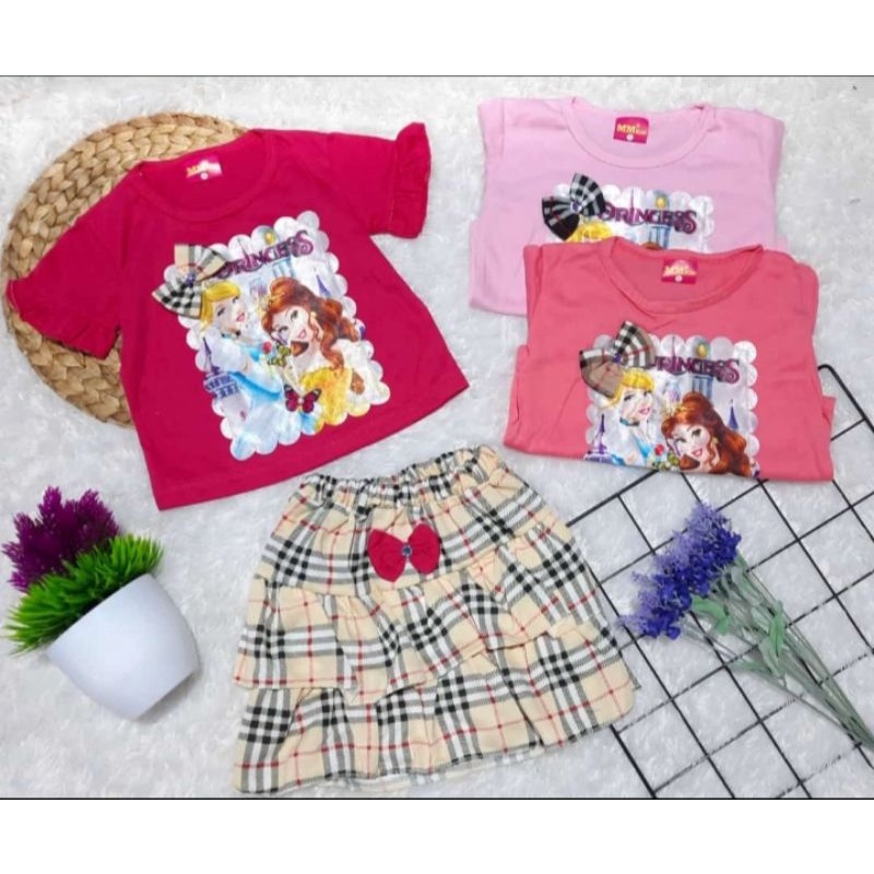 Mm Váy Trẻ Em size S (0-12 Tháng)
