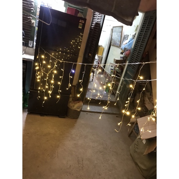 ( LED TRANG TRÍ) Đèn Led Rủ 7M 30 sợi Có Phích Nối,Đèn Nháy Rèm Trang Trí Mành Rủ 24 Sợi Có Rắc Nối.