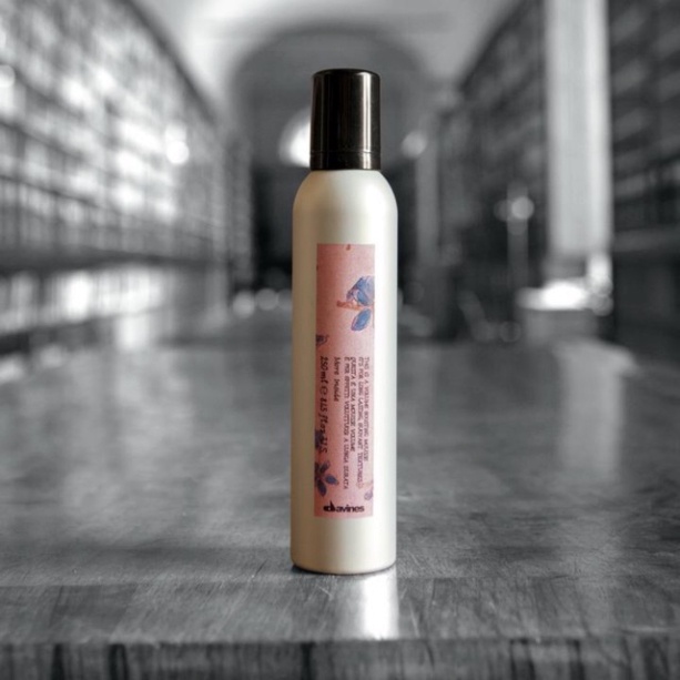 Kem bọt tạo phồng Davines volume boosting mousse 250ml