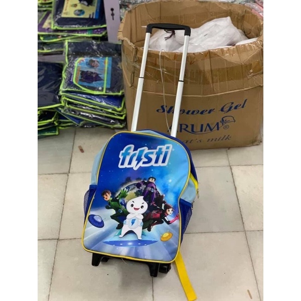 THANH LY----Balo kéo hàng KM của Fisti