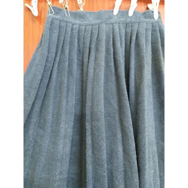 Chân váy dạ dập li màu ghi xám size S thanh lý