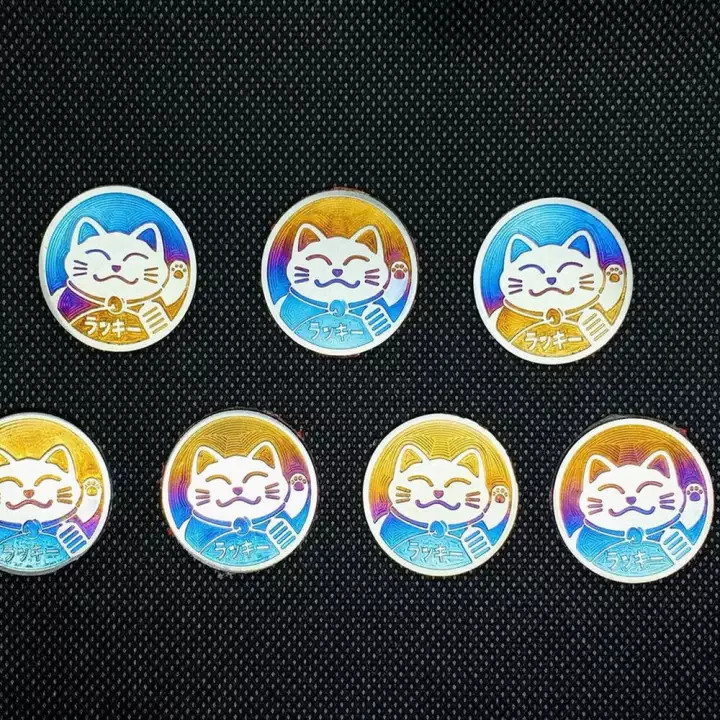 Tem TiTanium Mèo May Mắn gắn xe máy  - STN